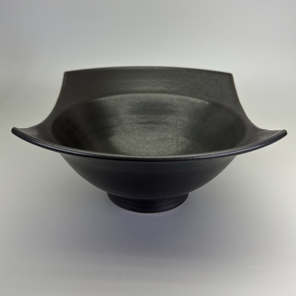 Paddy McNeely Black Matte Abstract Bowl - Picture 3 of 10
